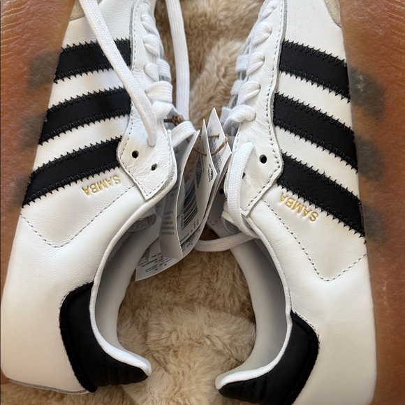 Adidas White and Black Sneakers with Gum Sole Sambae 7.5 - Picture 8 of 8